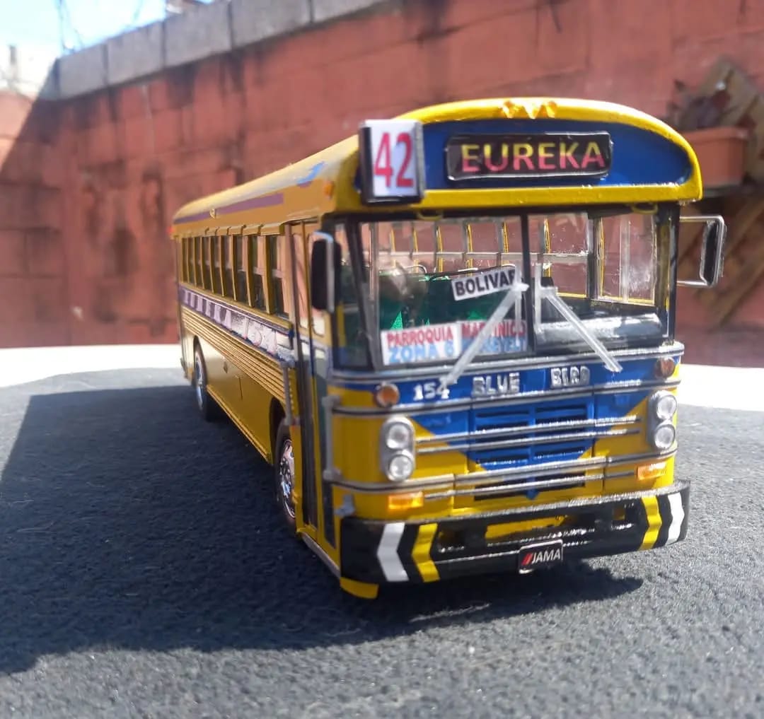 Bus a escala 2