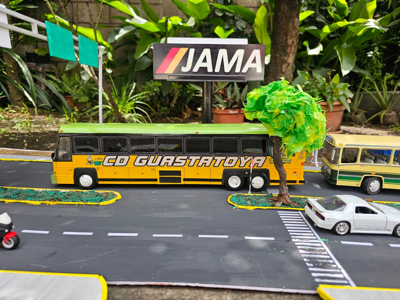 Bus a escala 2