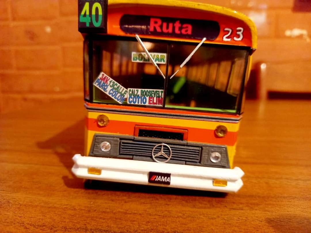 Bus a escala 2
