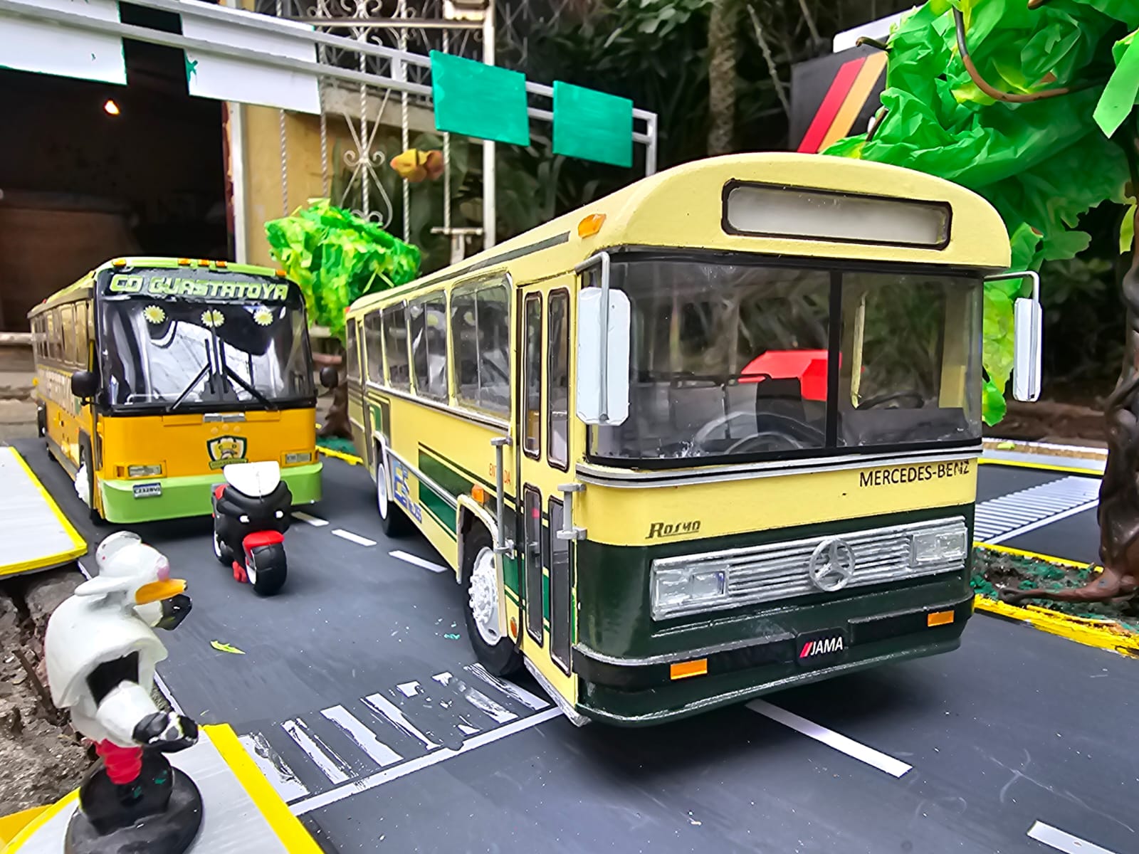 Bus a escala 2