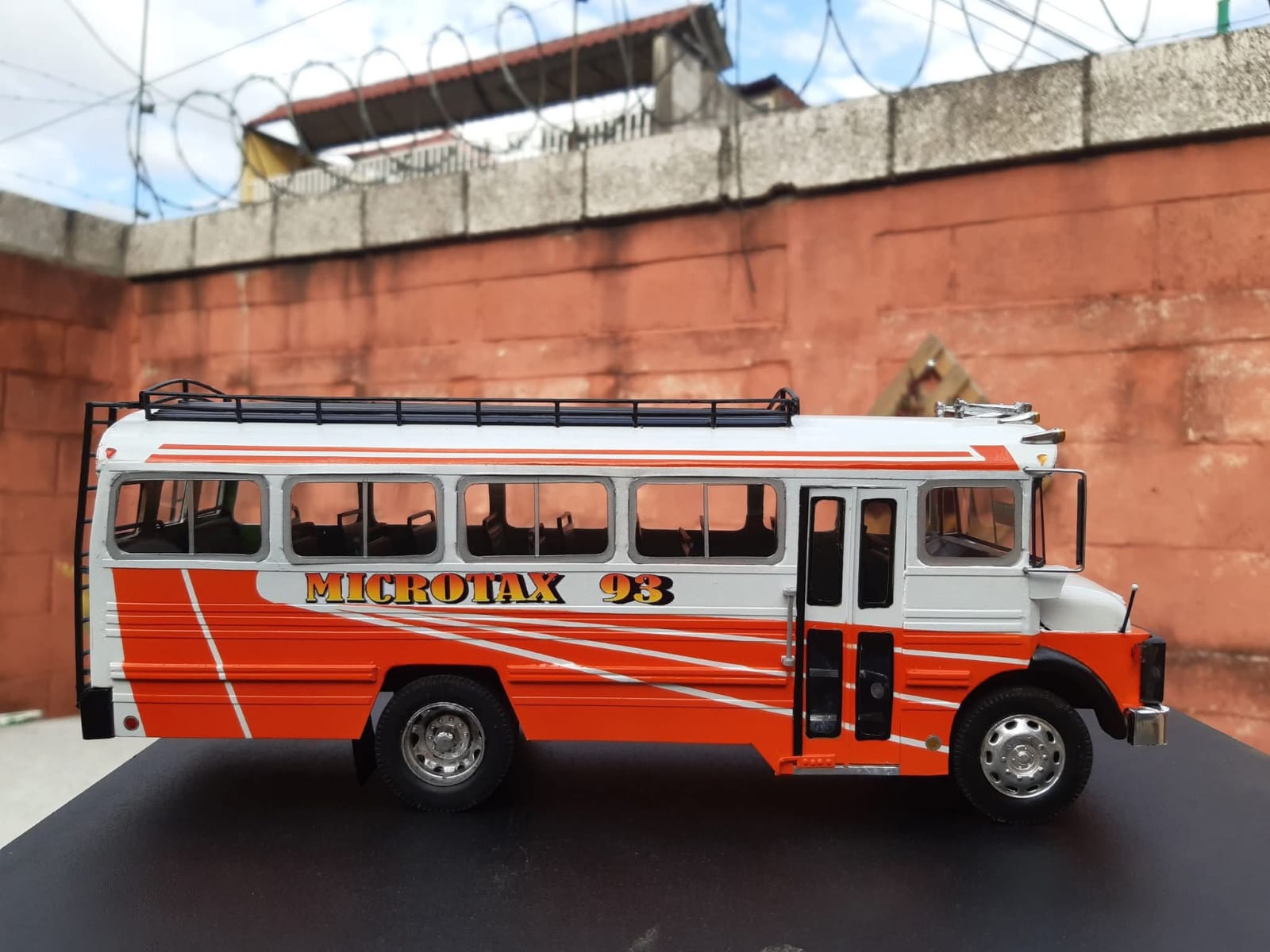 Bus a escala 2