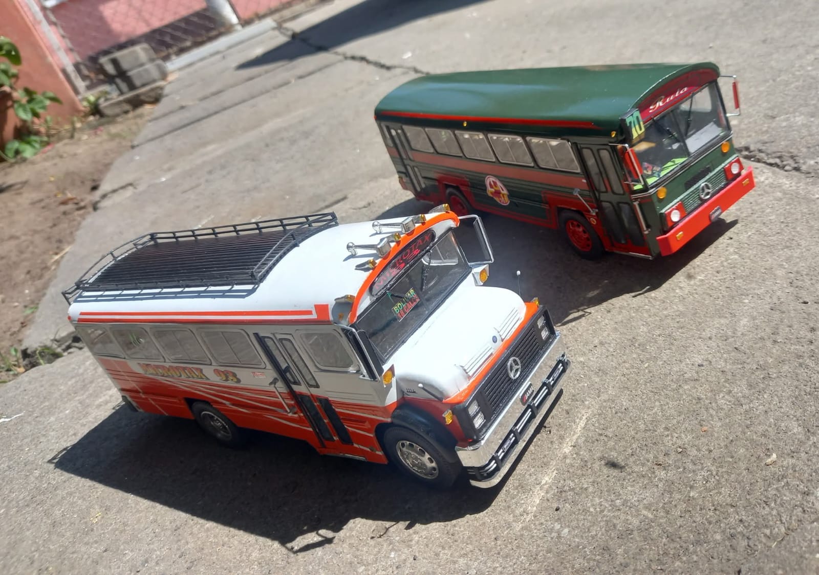 Bus a escala 2