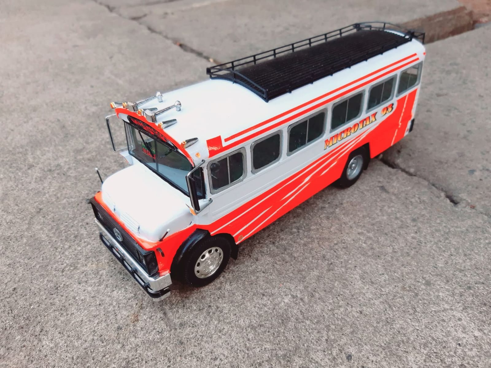 Bus a escala 2